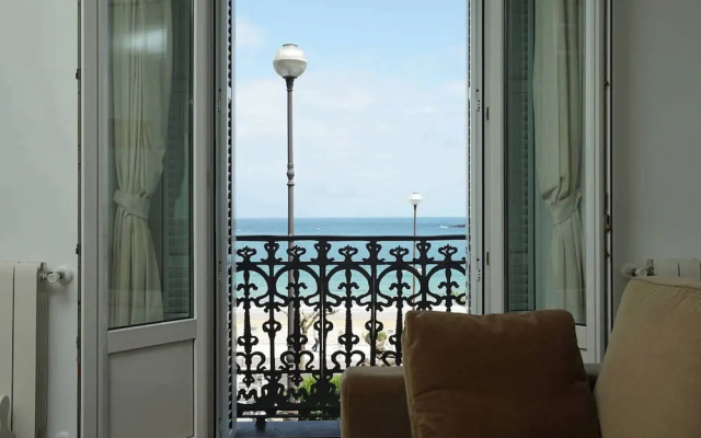BREATHTAKING TERRACE VIEWS - by SanSebastianApartments.es