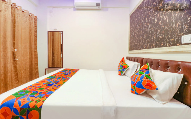 Fabhotel E City Inn