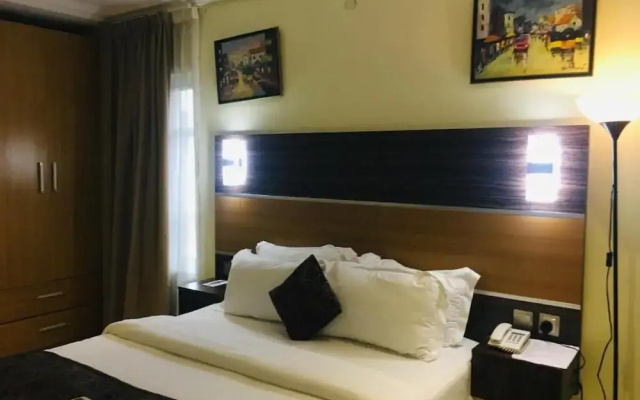 Stoneside Hotel and Apartments