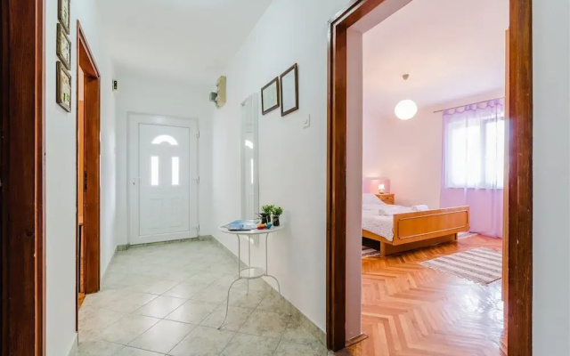 Apartments Rajna