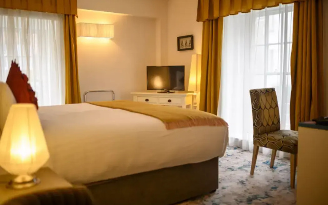 The House Hotel