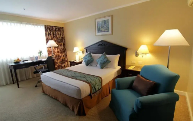 Best Western Oxford Suites Makati