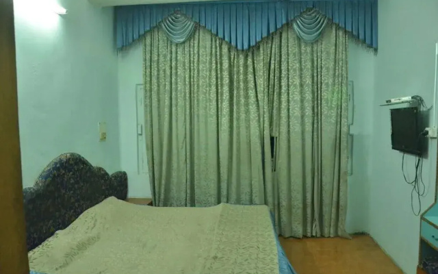 Goroomgo Hotel Manglam Kanpur