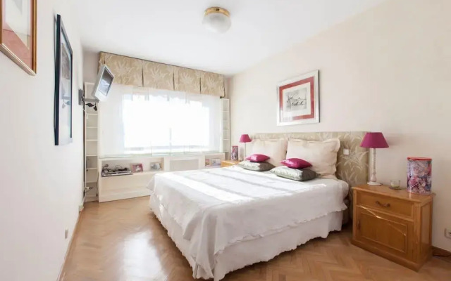Modern B&B Somosaguas