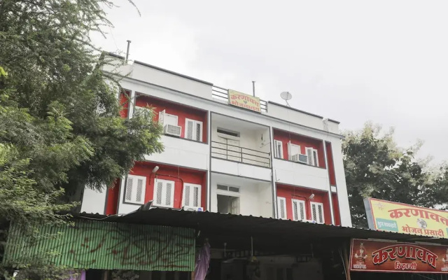Karnawat Guest House by OYO Rooms
