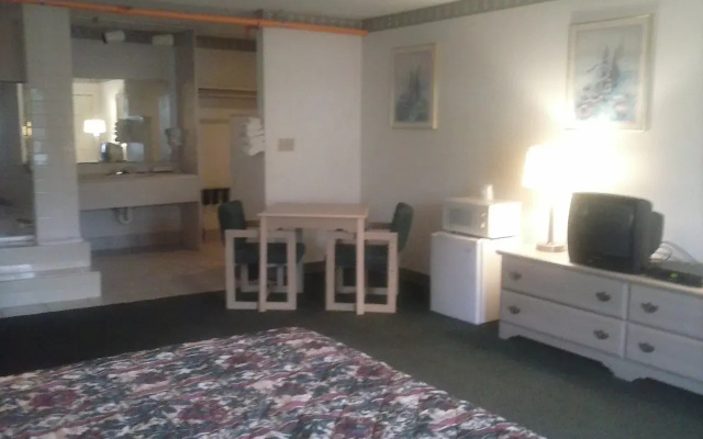 Magnuson Hotel Summerton