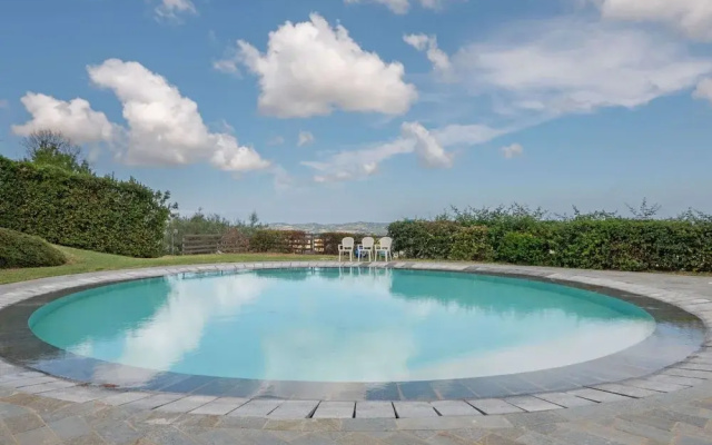 Apartment in Noble Villa Near Ecological Park