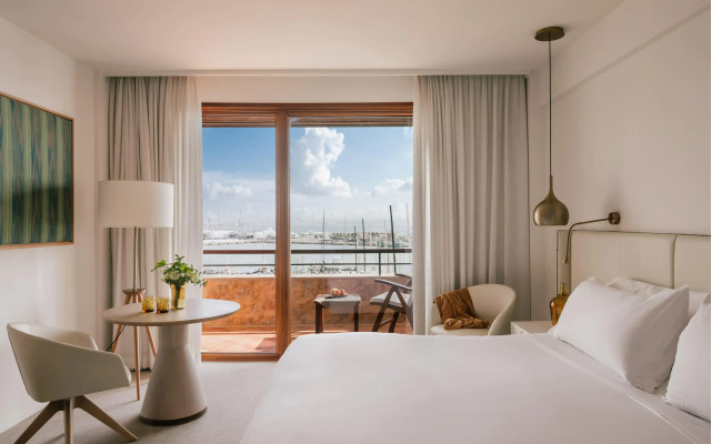 Отель Victoria Gran Meliá