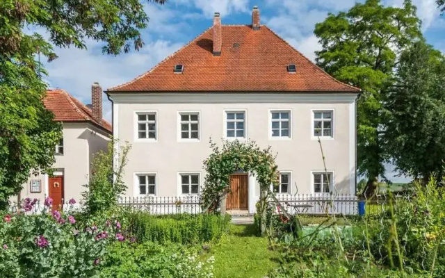 Historischer Pfarrhof Niederleierndorf