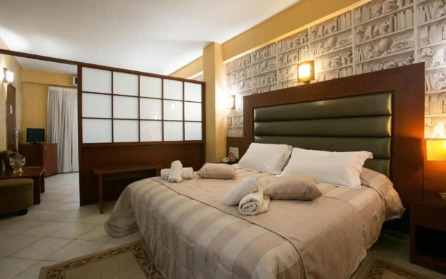 City Life Port Hotel