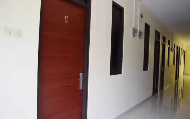J4 Homestay