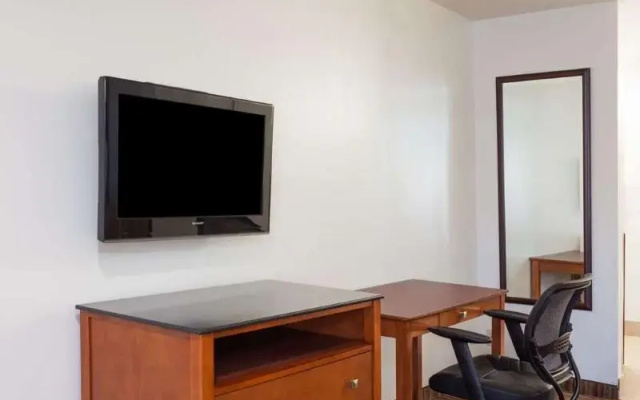 Best Western Inn Of Hemet