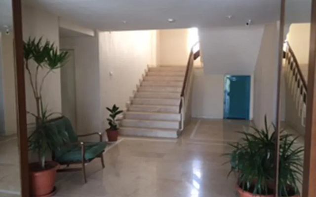 Mola Motel