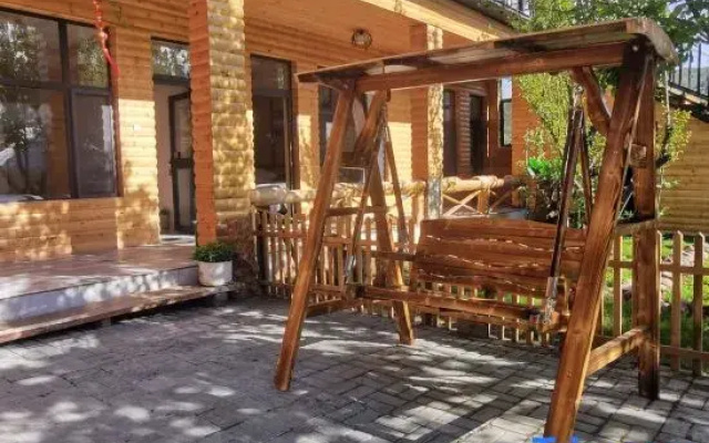 Nalati Yungu Xiyuan Homestay