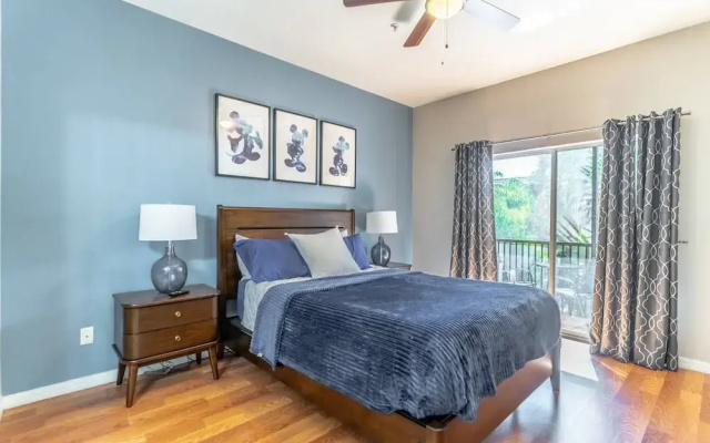 7526 Oakwater