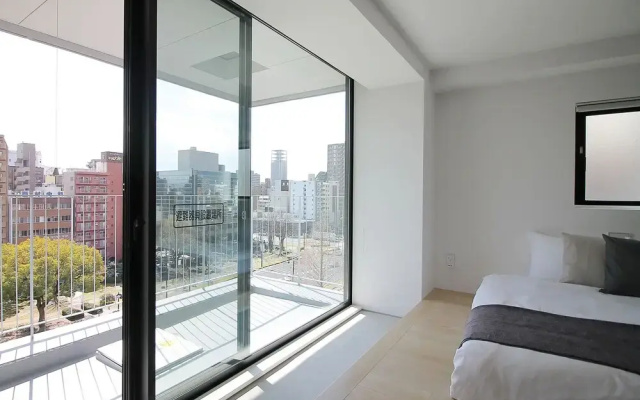 bHotel