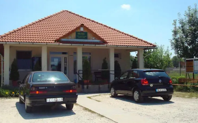 Termál Kemping Apartmanok