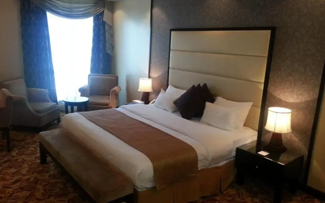 Paragon Hotel