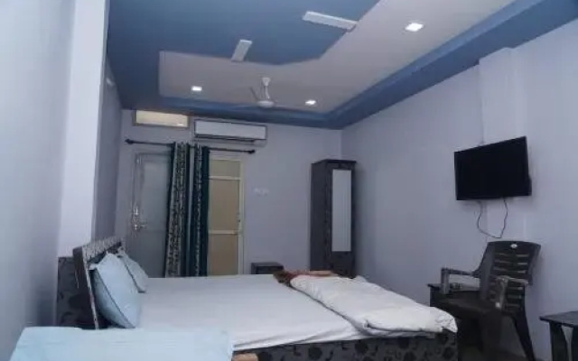Hotel Shreenathji by OYO