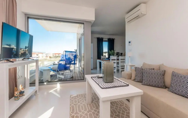Stunning Apartment in Sukosan With Wifi and 2 Bedrooms