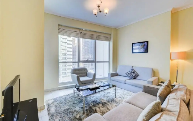 1- bed Dubai Marina Apartment in Prime Location