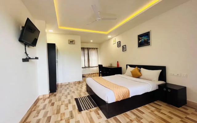 7 Malai Residency