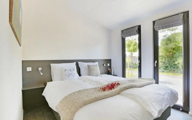 Modern Chalet With Nice Sliding Doors Near Lochem