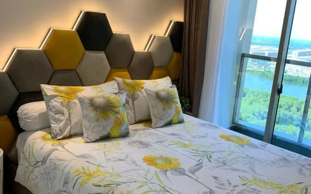 Gold Coast PIK Bahama Sea View Apartments
