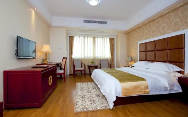 Xiamen Aventine Town Hotel