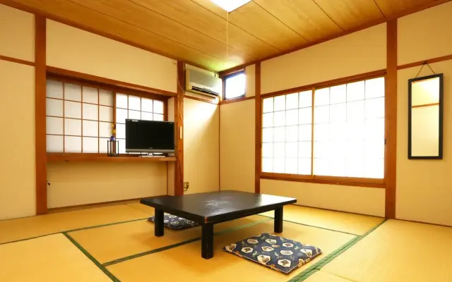 Minshuku Tozanguchi Onsen