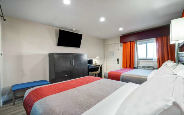 Motel 6 Bellville, OH - Mid Ohio