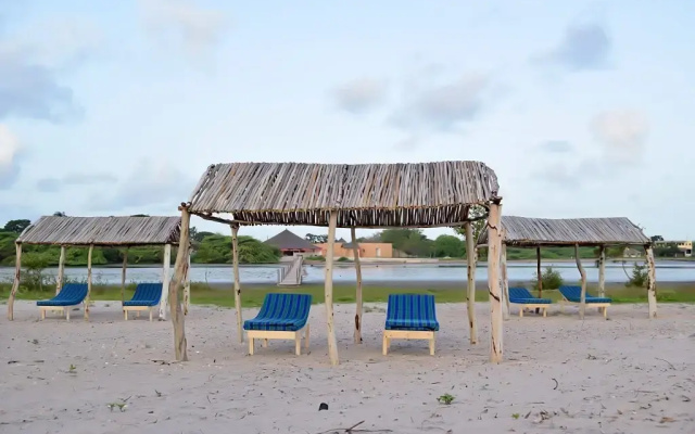 King Baobab Lodge