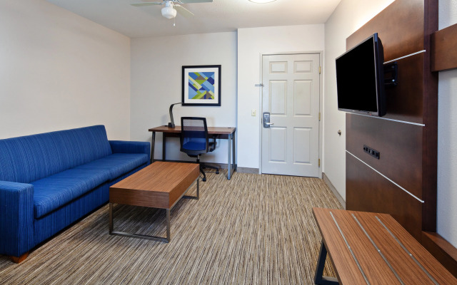 Holiday Inn Express & Suites Rancho Mirage - Palm Spgs Area by IHG