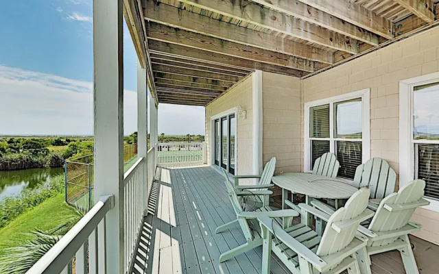 122viaol 4 Bedroom Condo