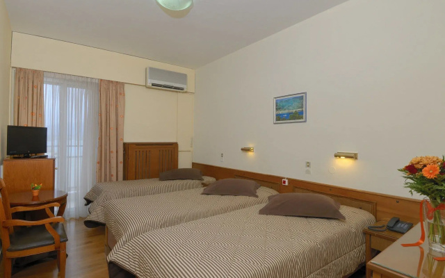 Hotel Nefeli