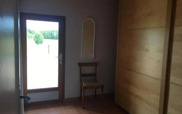 Gîte Saint-Michel-Mont-Mercure, 3 pièces, 4 personnes - FR-1-426-249