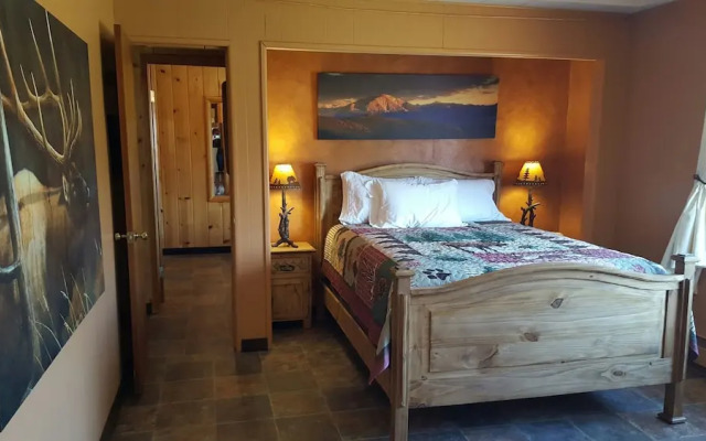 B&B Riverside Motel