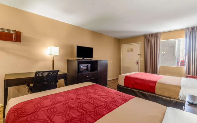 Econo Lodge Meridian South