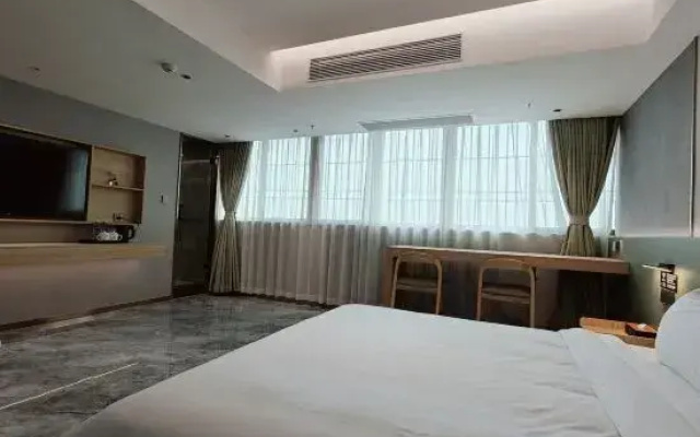 Floral Hotel·Runhe Wanting Hotel