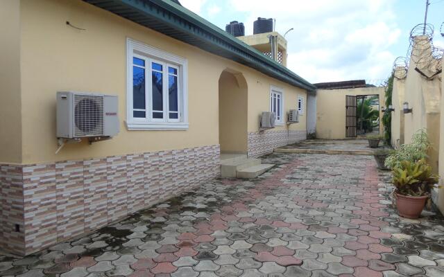 K-Yellow Hotel & Resort вид на фасад