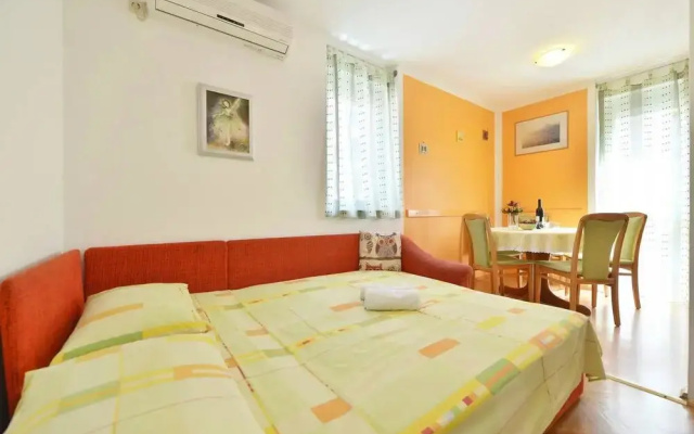 Sunce - in Center With Parking - A1