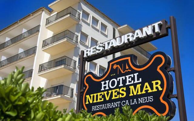 Отель RVHotels Nieves Mar вид на фасад