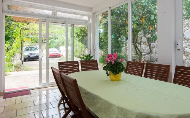 Holiday Home Clarita