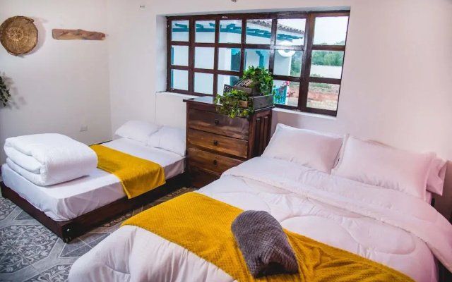 Hostal Tourist Home
