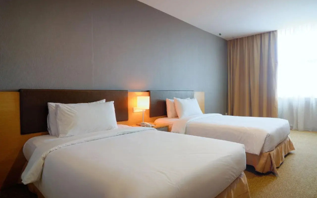 Hotel No.5