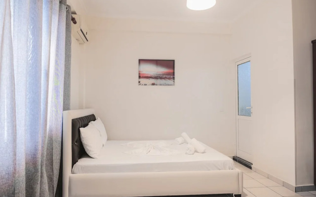 Foris Rooms