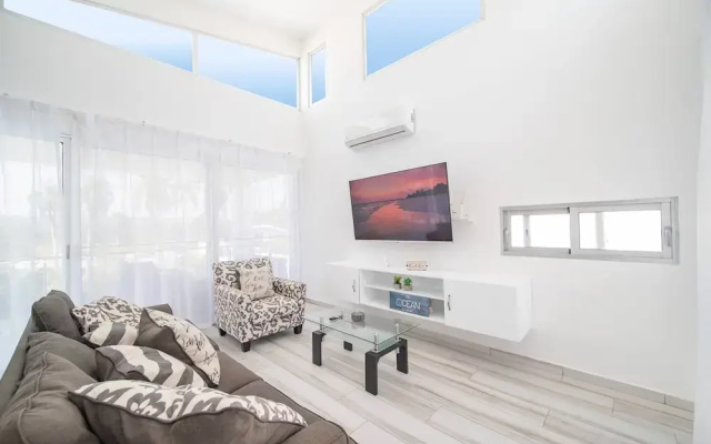 Amazing 2br Villa Near Surfing Beaches!