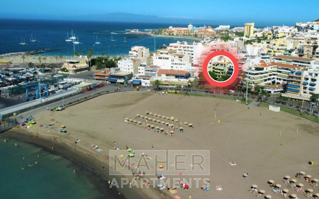 Cozy 3-bedrooms flat, main square and beachfront