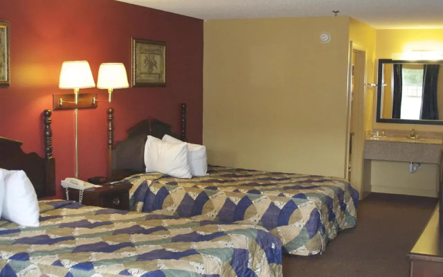 Glennville Inn