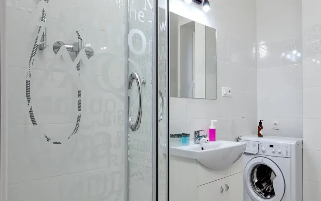 oompH Warsaw Central Premium Apartments